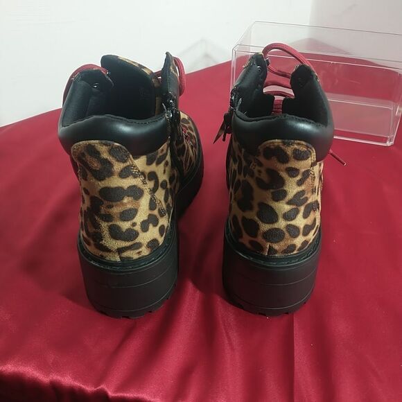 Skechers Teen Spirit Leopard Hiker Combat Lace up Boots Size 7.5 Y2K Chunky Plat - Picture 7 of 9